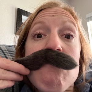 Meet your Posher, Kaci